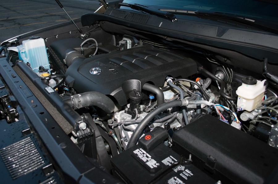  Toyota Tundra Platinum 4x4 2014 года  (фото 12 из 32)